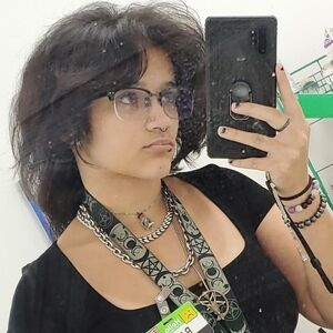 Meet your Posher, Rae